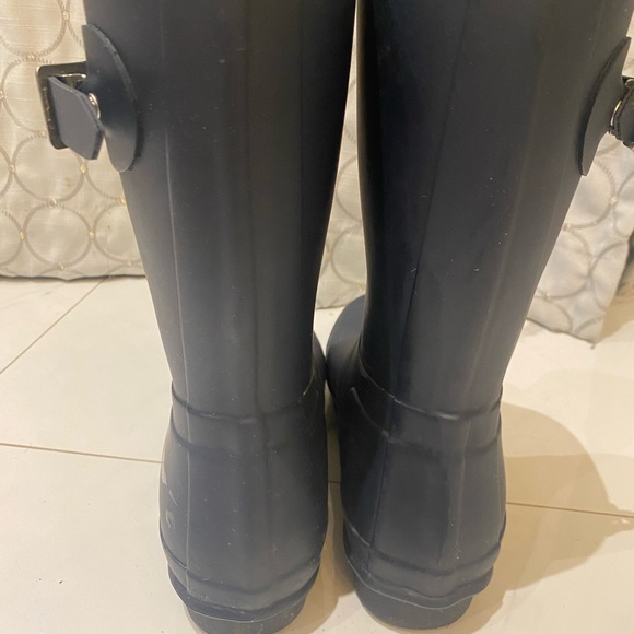 Hunter original short rain boots, size 9, navy blue - Picture 6 of 7